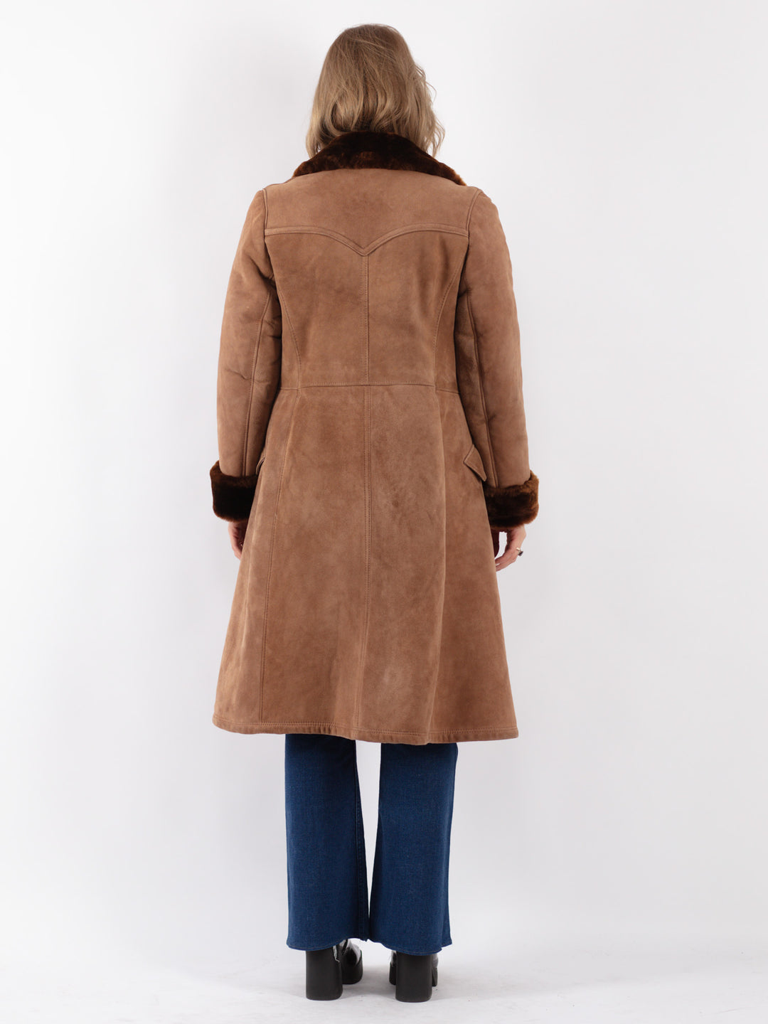 Vintage 70's Women Sheepskin Coat in Brown