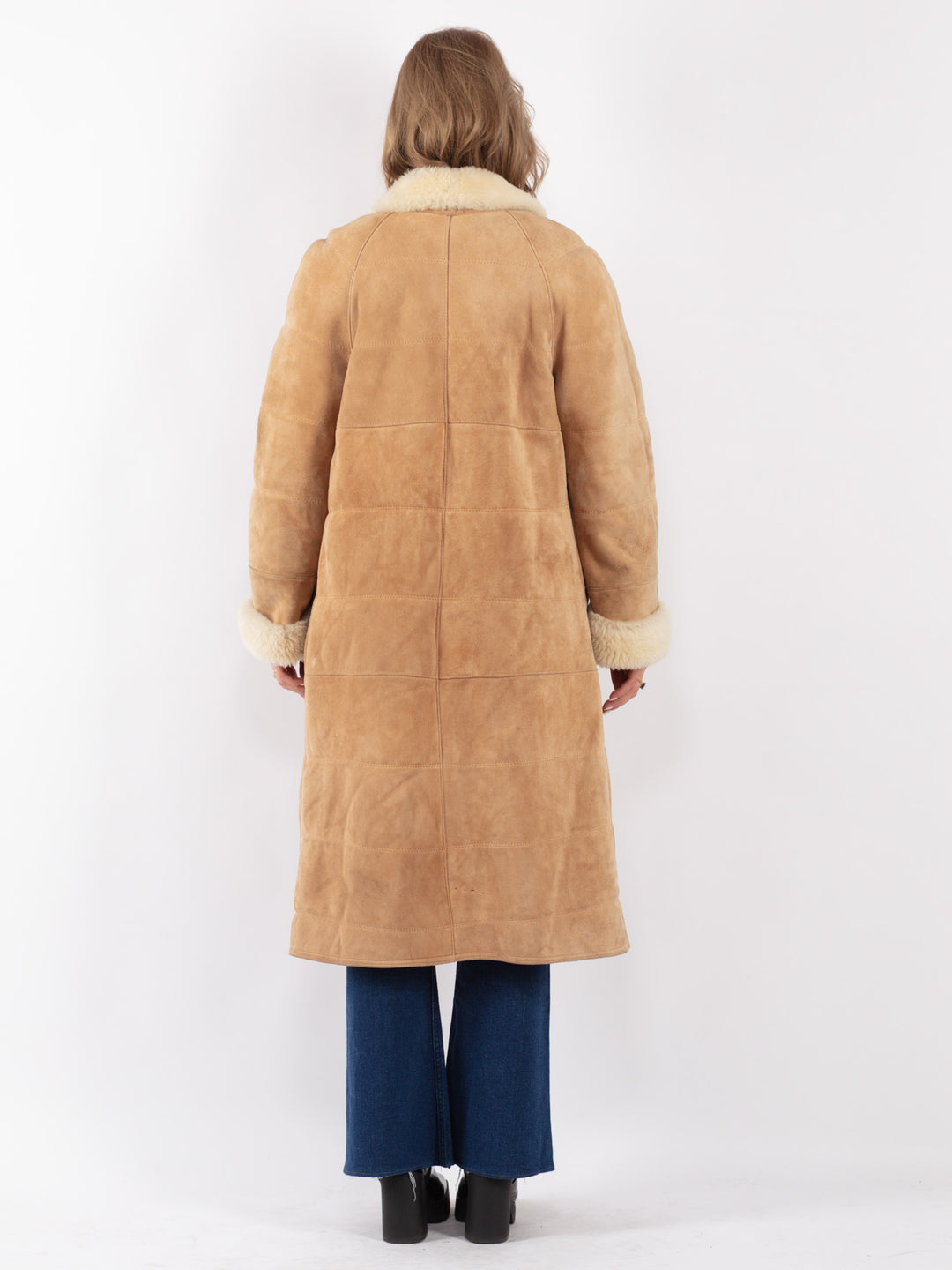 Vintage 70's Women Sheepskin Coat in Beige