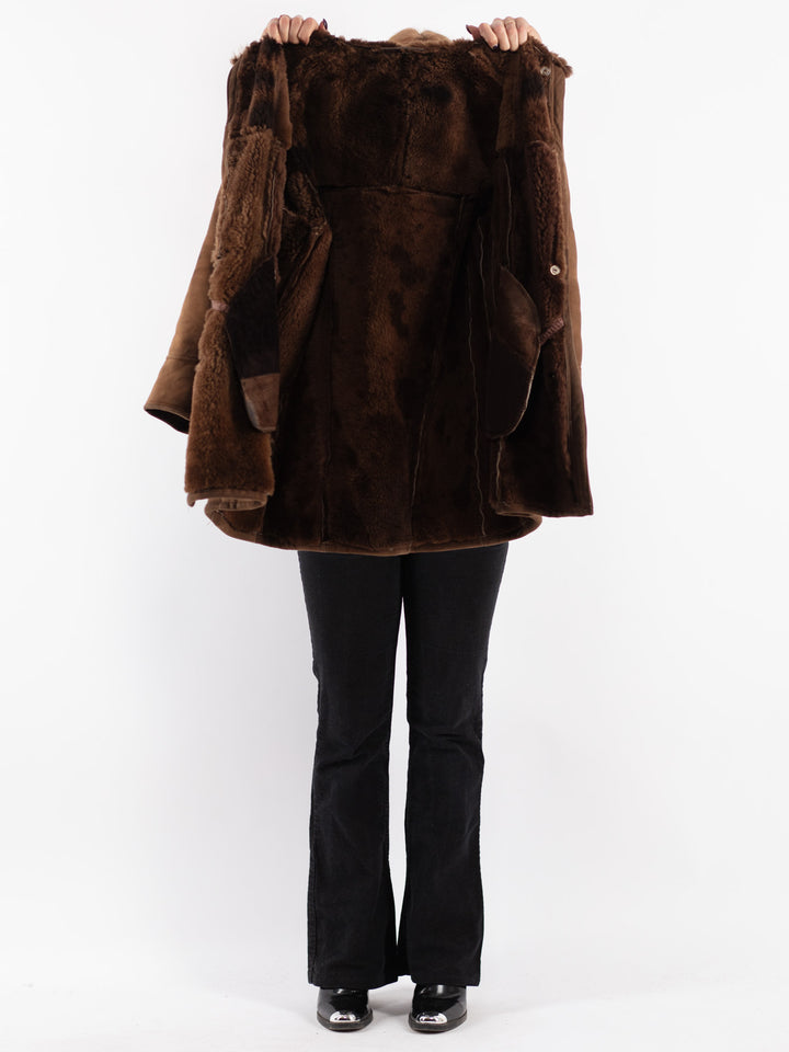 Vintage 70's Women Sheepskin Coat in Brown