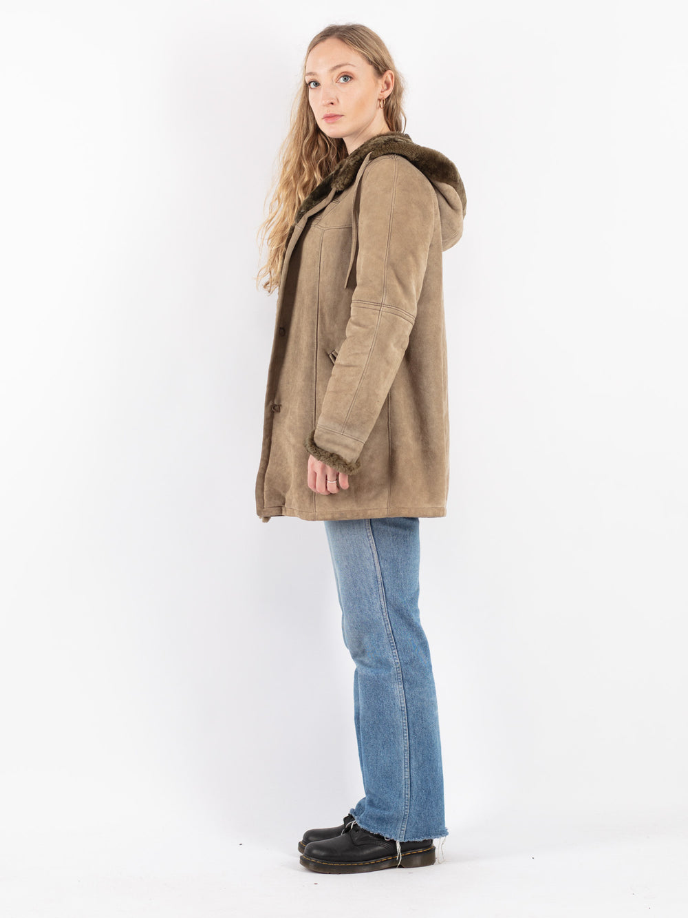 Vintage 70's Women Sheepskin Coat in Beige