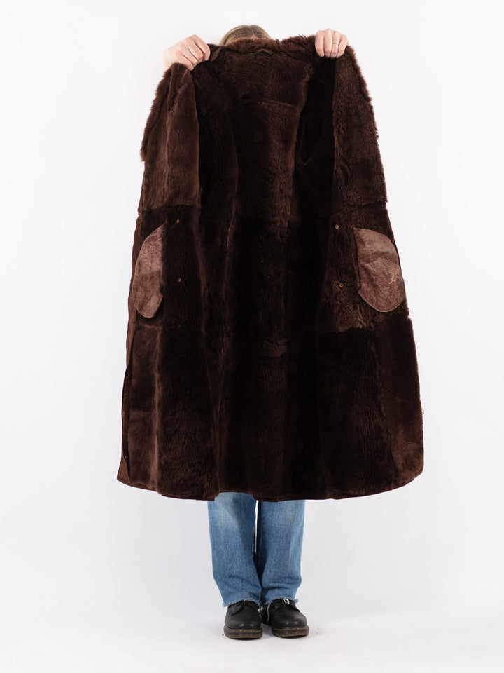 Vintage 70's Women Sheepskin Coat in Brown