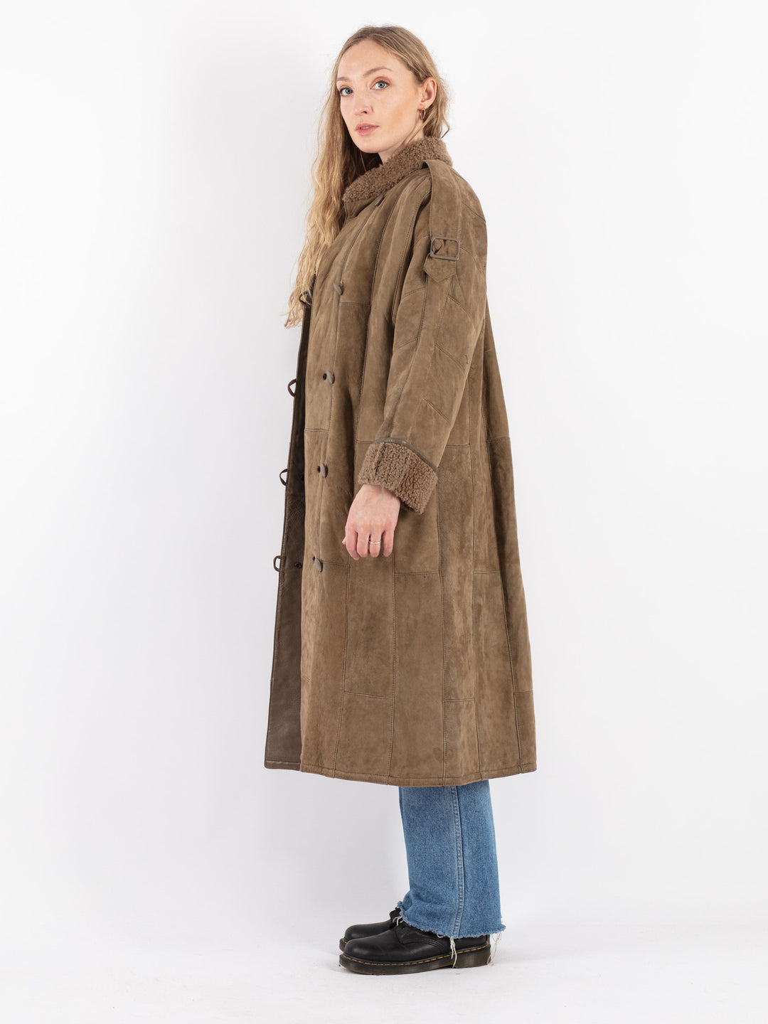 Vintage 70's Women Sheepskin Coat in Beige