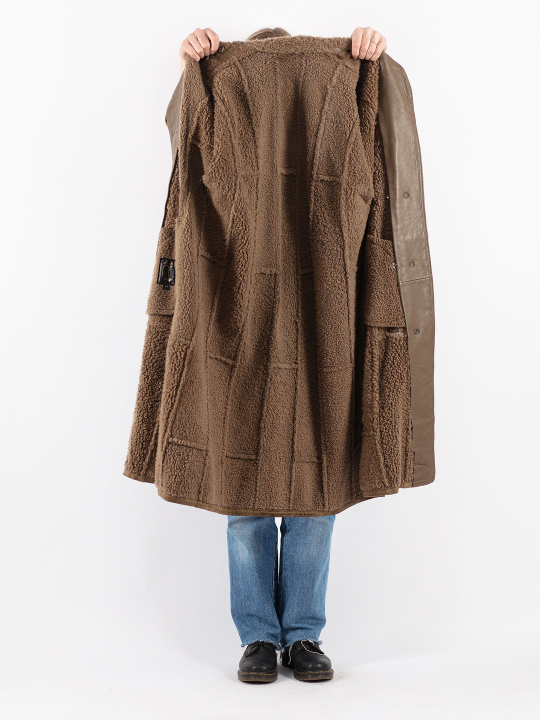 Vintage 70's Women Sheepskin Coat in Beige