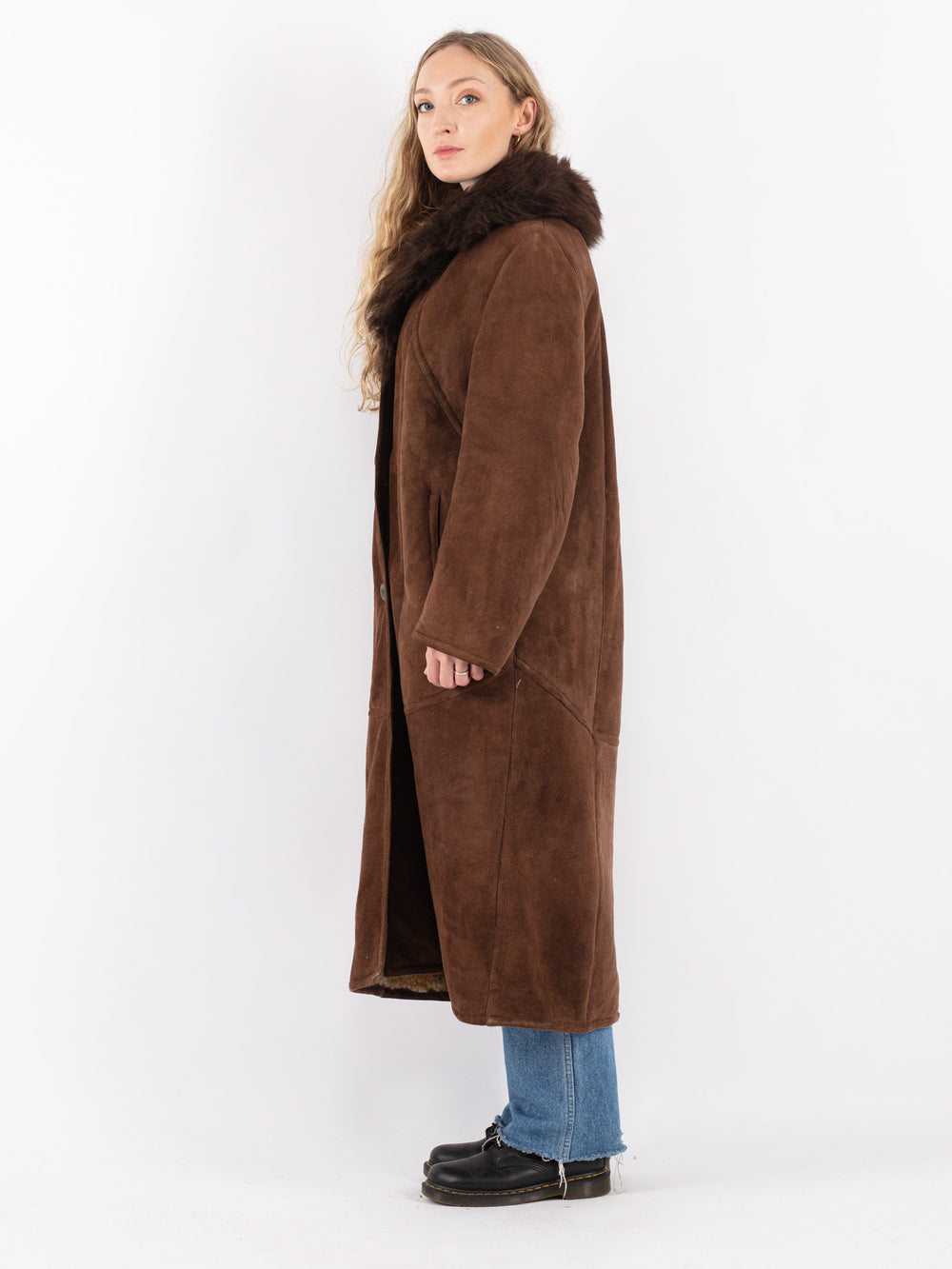 Vintage 70's Women Sheepskin Coat in Brown