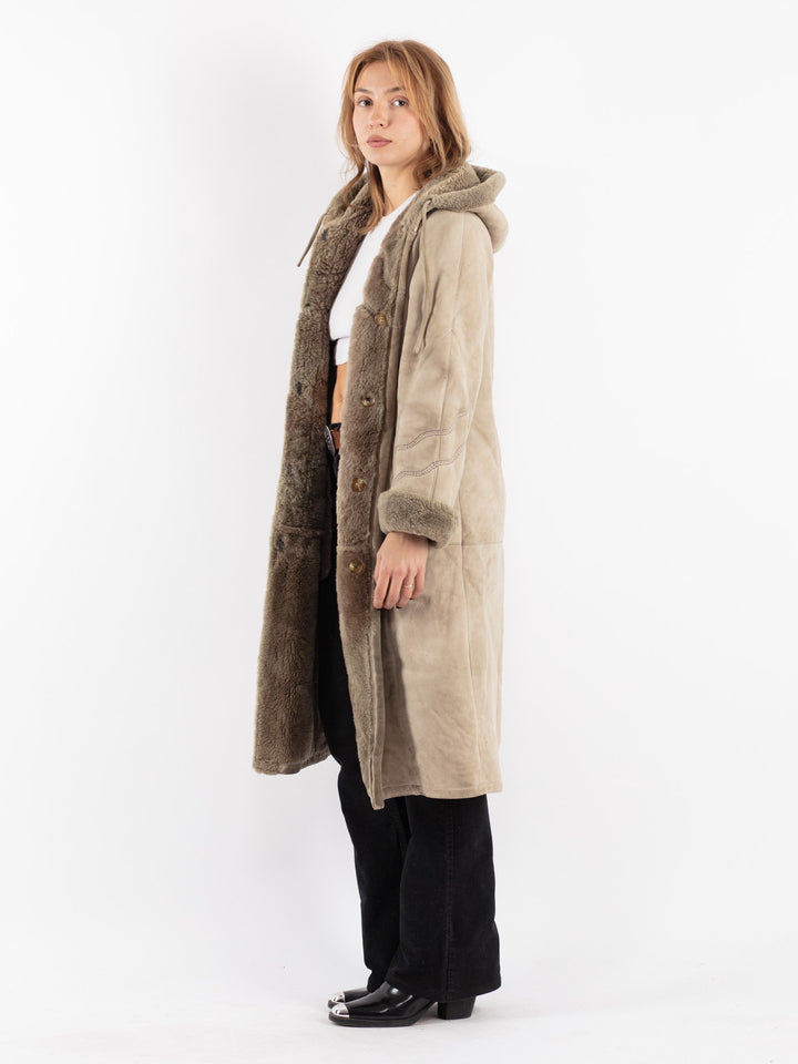 Vintage 70's Women Sheepskin Coat in Beige