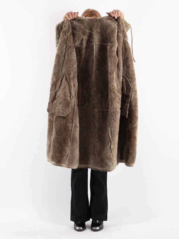 Vintage 70's Women Sheepskin Coat in Beige