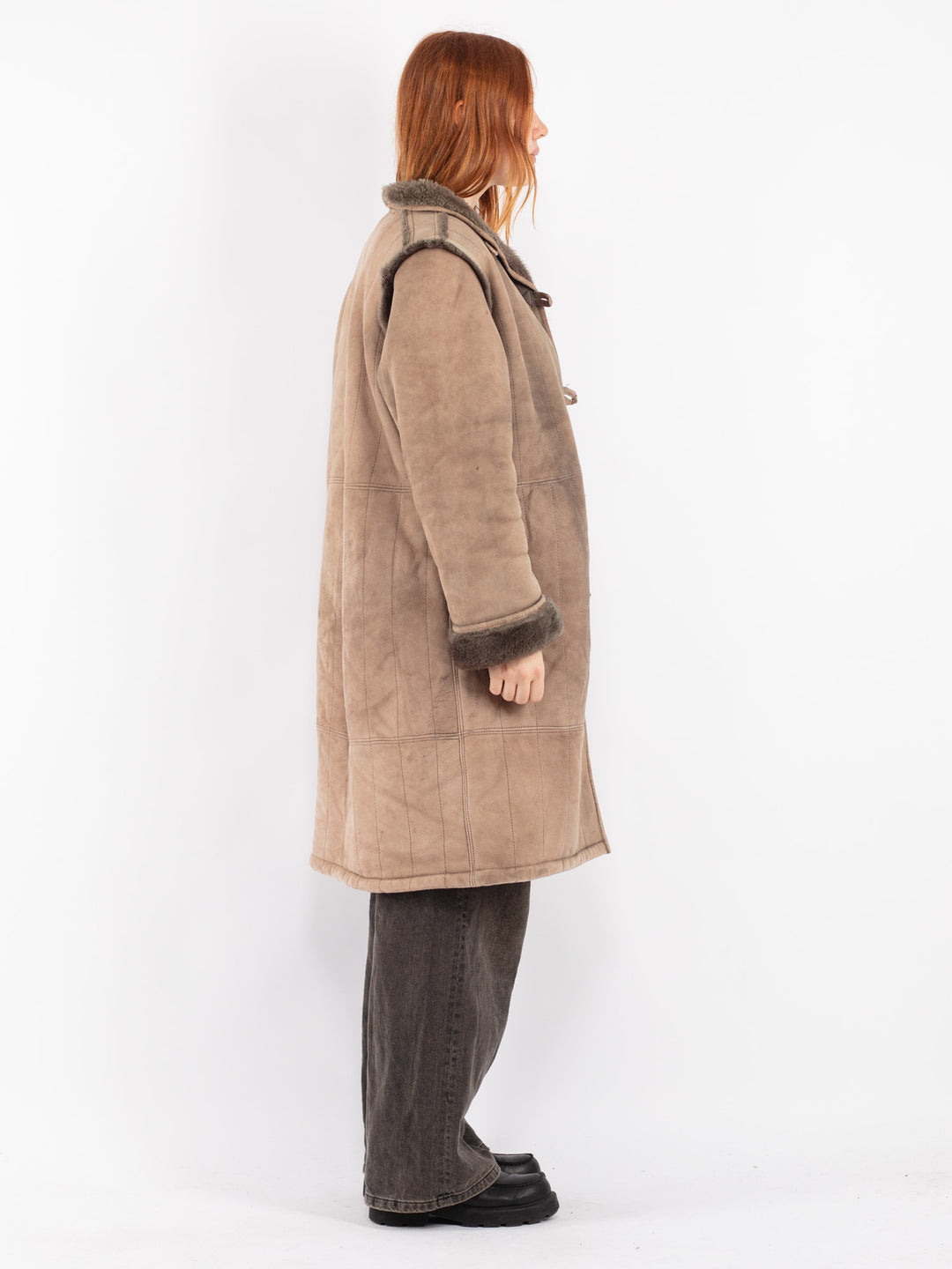 Vintage 70's Women Sheepskin Coat in Beige
