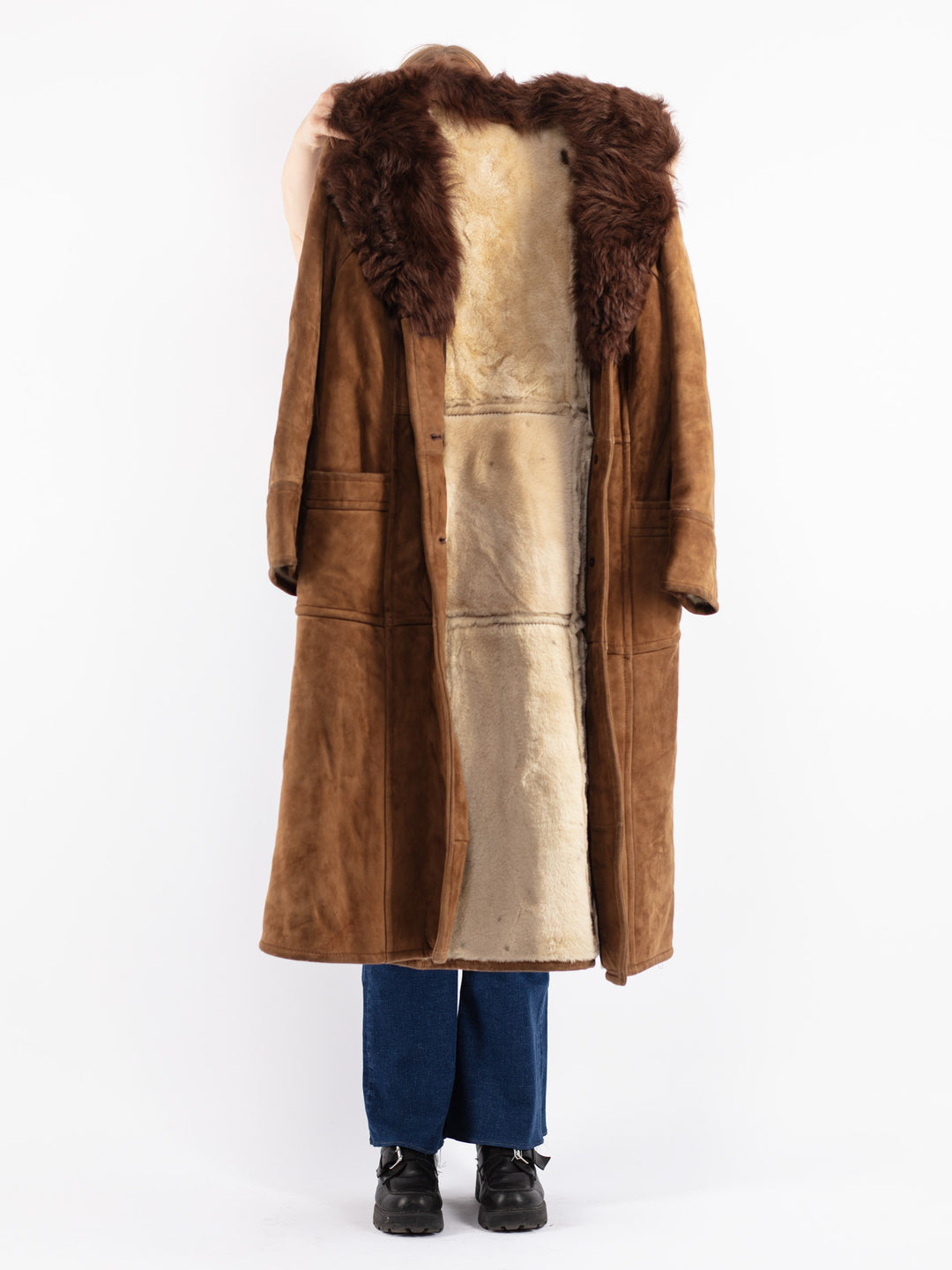 Vintage 70's Women Sheepskin Coat in Brown
