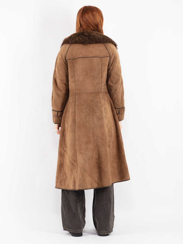 Vintage 70's Women Sheepskin Coat in Brown