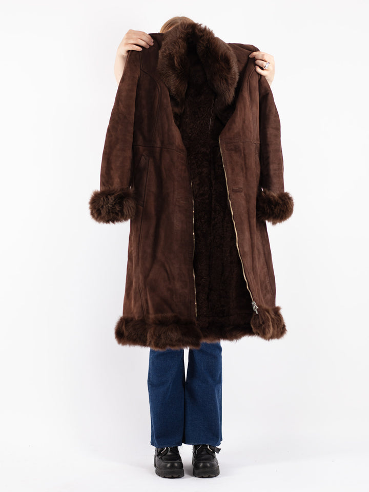 Vintage 70's Women Sheepskin Coat in Brown