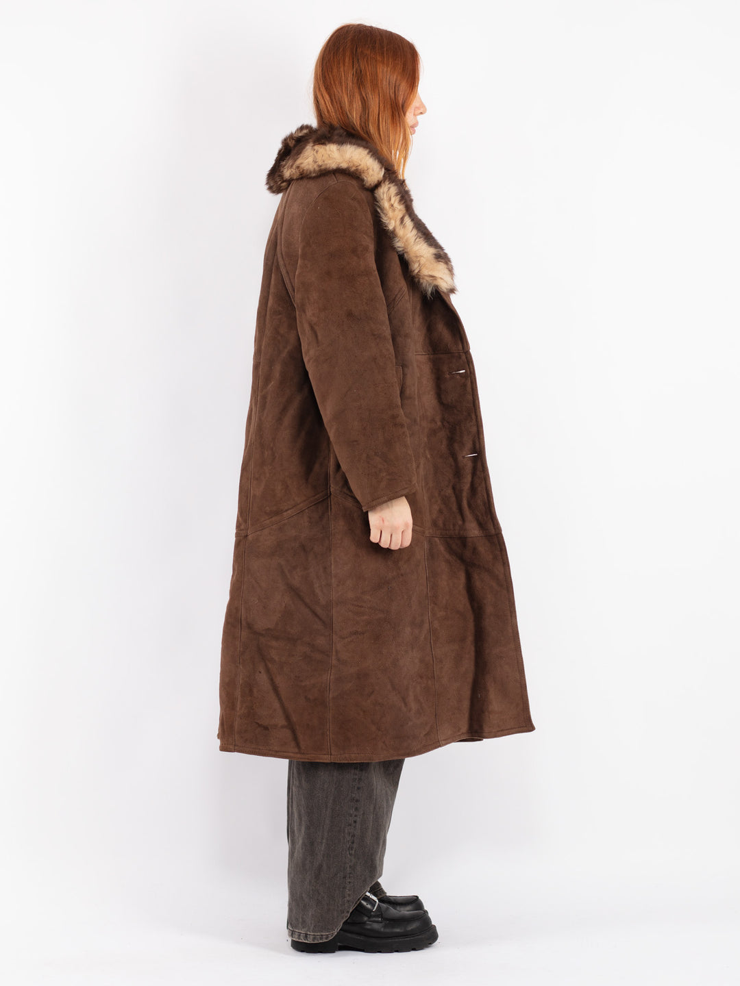 Vintage 70's Women Sheepskin Coat in Brown