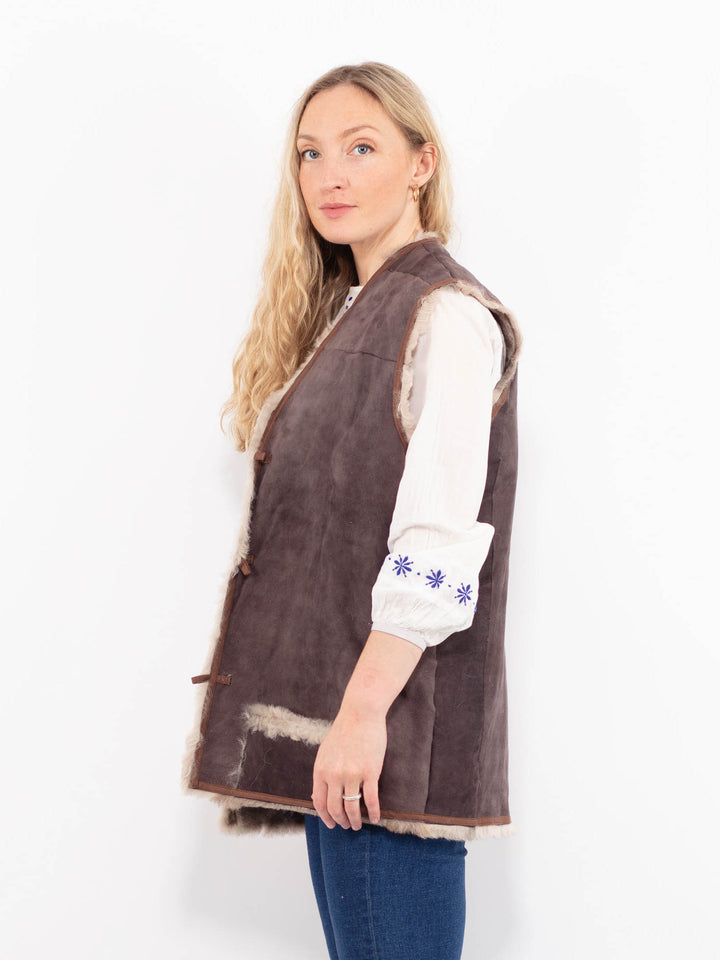 Vintage 70's Women Sheepskin Vest in BrownA0974