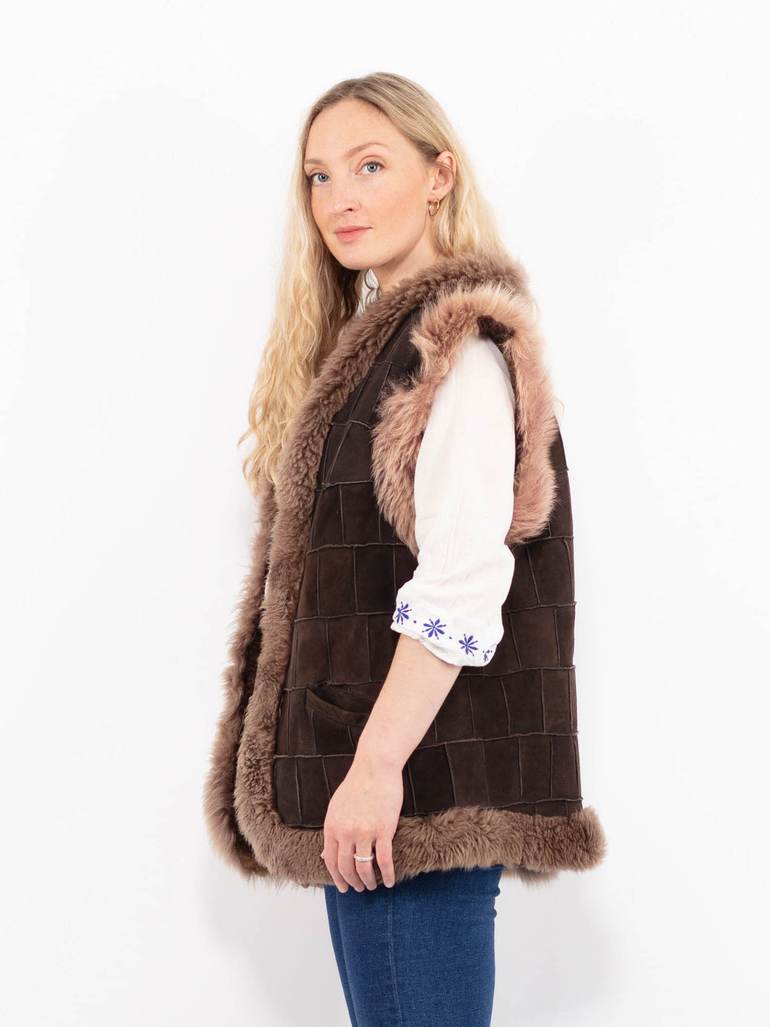 Vintage 70's Women Sheepskin Vest in BrownA1001
