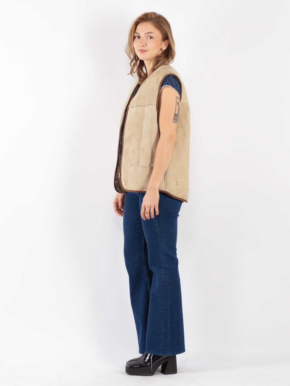 Vintage 70's Women Sheepskin Vest in Beige