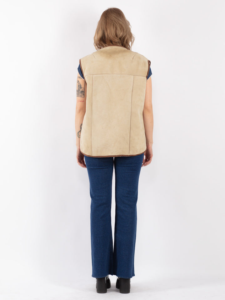 Vintage 70's Women Sheepskin Vest in Beige