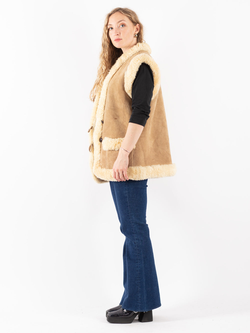 Vintage 70's Women Sheepskin Vest in Beige