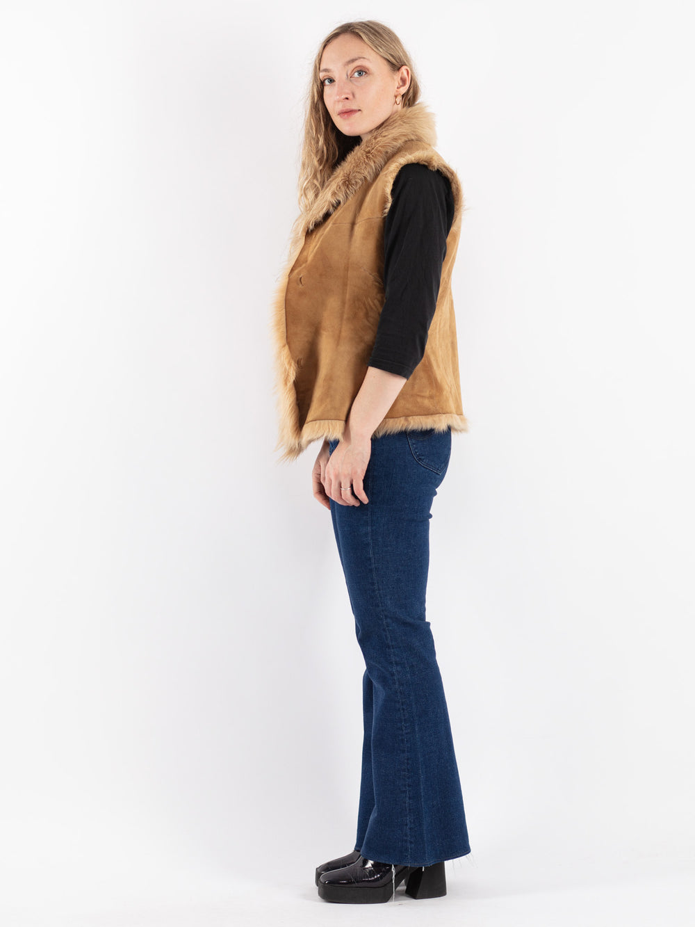 Vintage 70's Women Sheepskin Vest in Beige