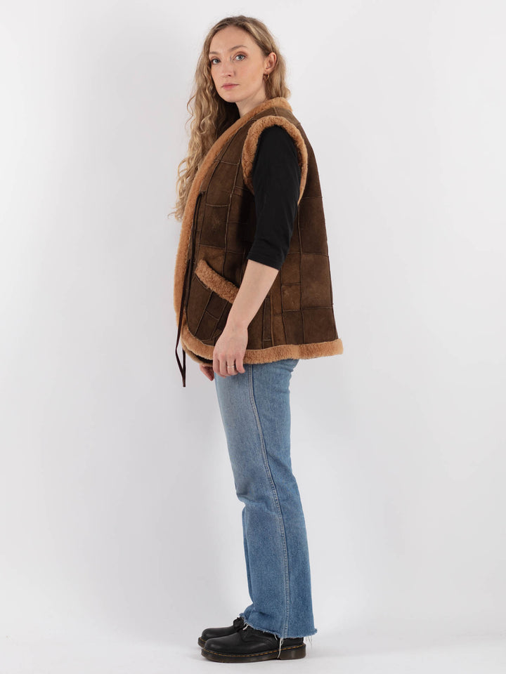 Vintage 70's Women Sheepskin Vest in Brown - NorthernGrip