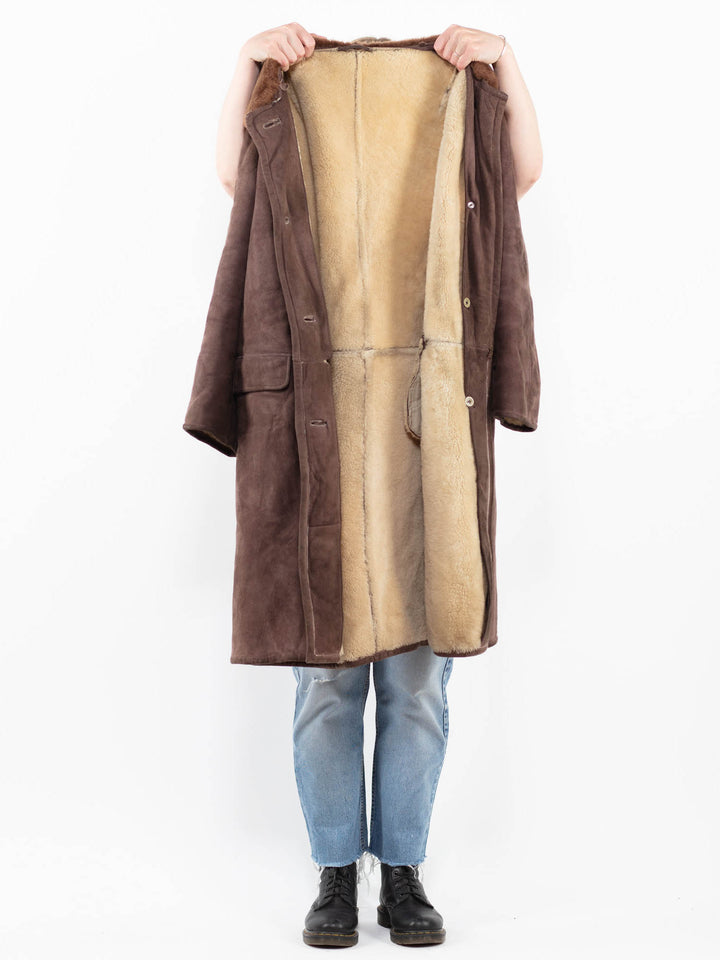 Vintage 70's Women Sheepskin Coat in BrownA0339