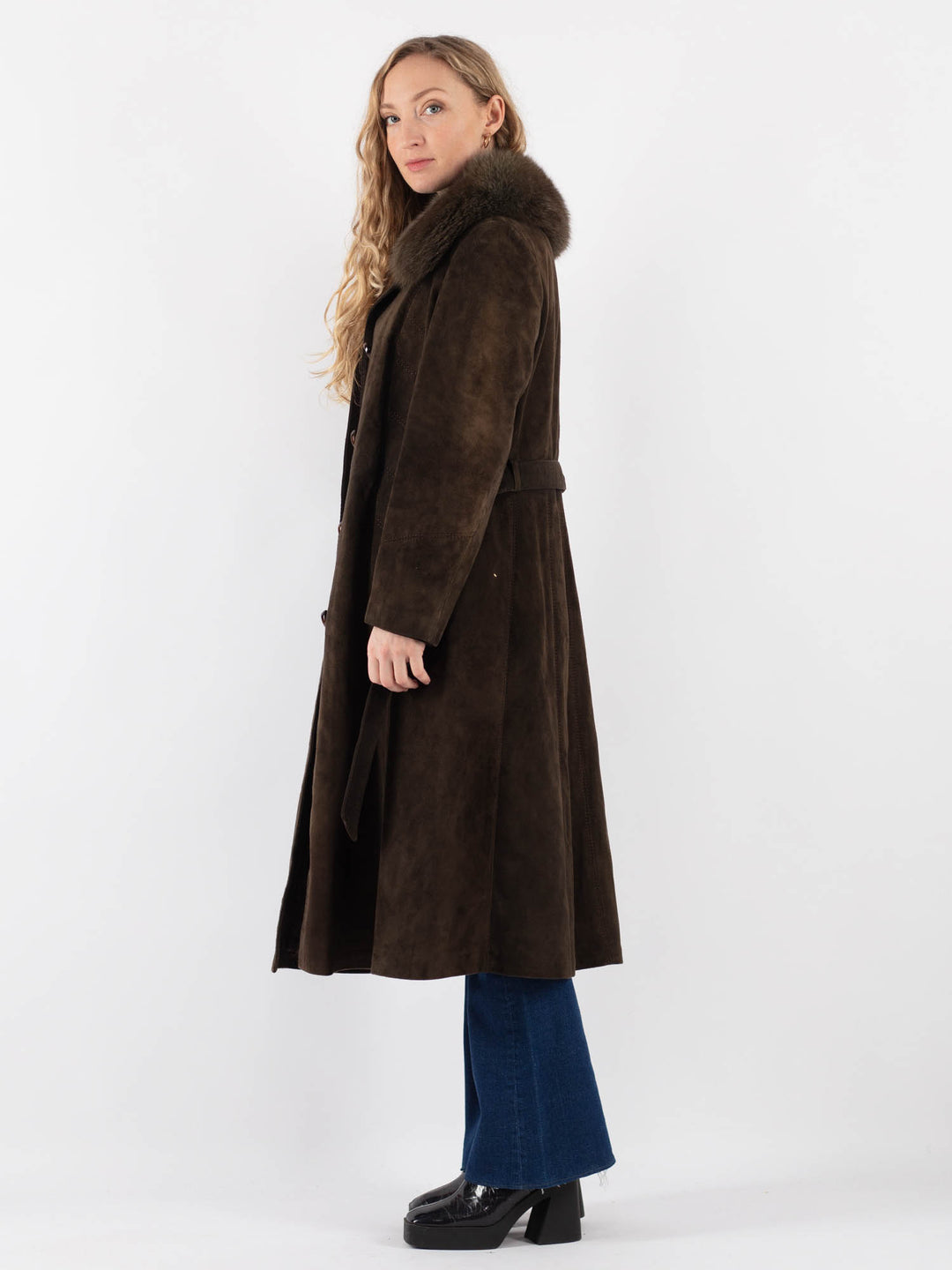 Vintage 70's Women Suede Coat in BrownV9407