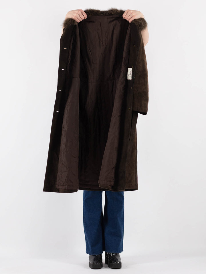 Vintage 70's Women Suede Coat in BrownV9407