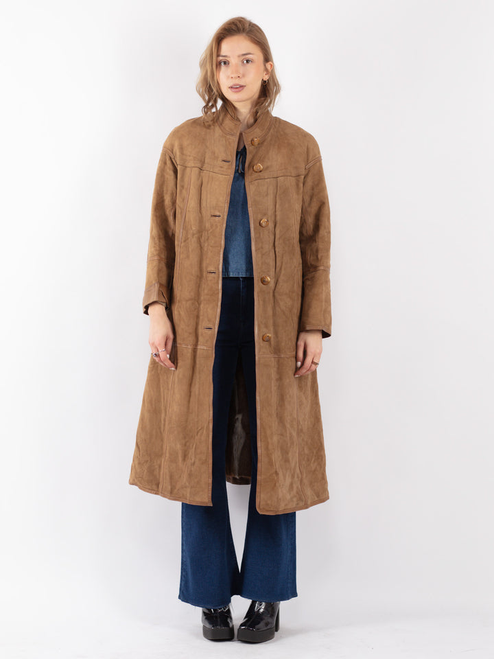 Vintage 80's Women Suede Coat in Beige