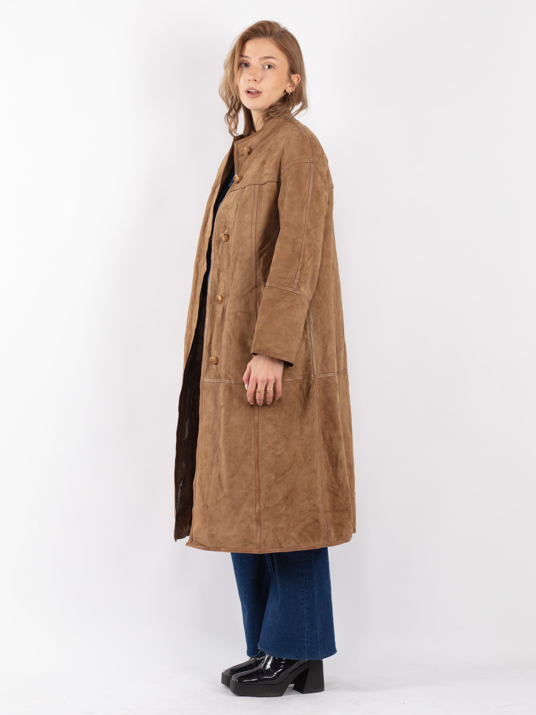 Vintage 80's Women Suede Coat in Beige