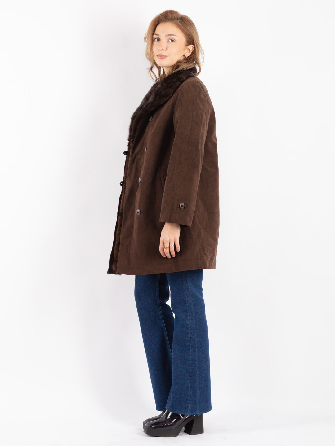 Vintage 70's Women Suede Coat in Brown
