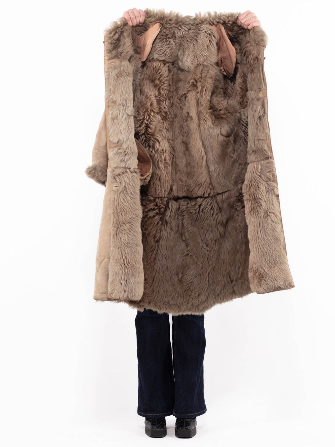 Vintage 80's Women Sheepskin Shearling Coat in BeigeA1127