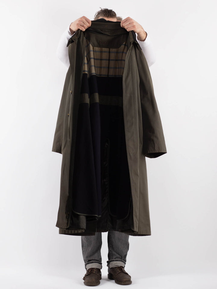Vintage 80's Men Mac Coat in GreenZ1096