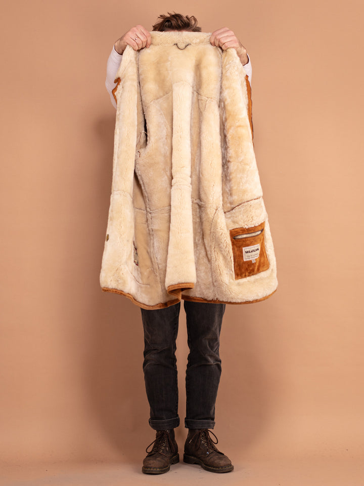 Vintage 80's Men Oversized Sheepskin Coat in Brown