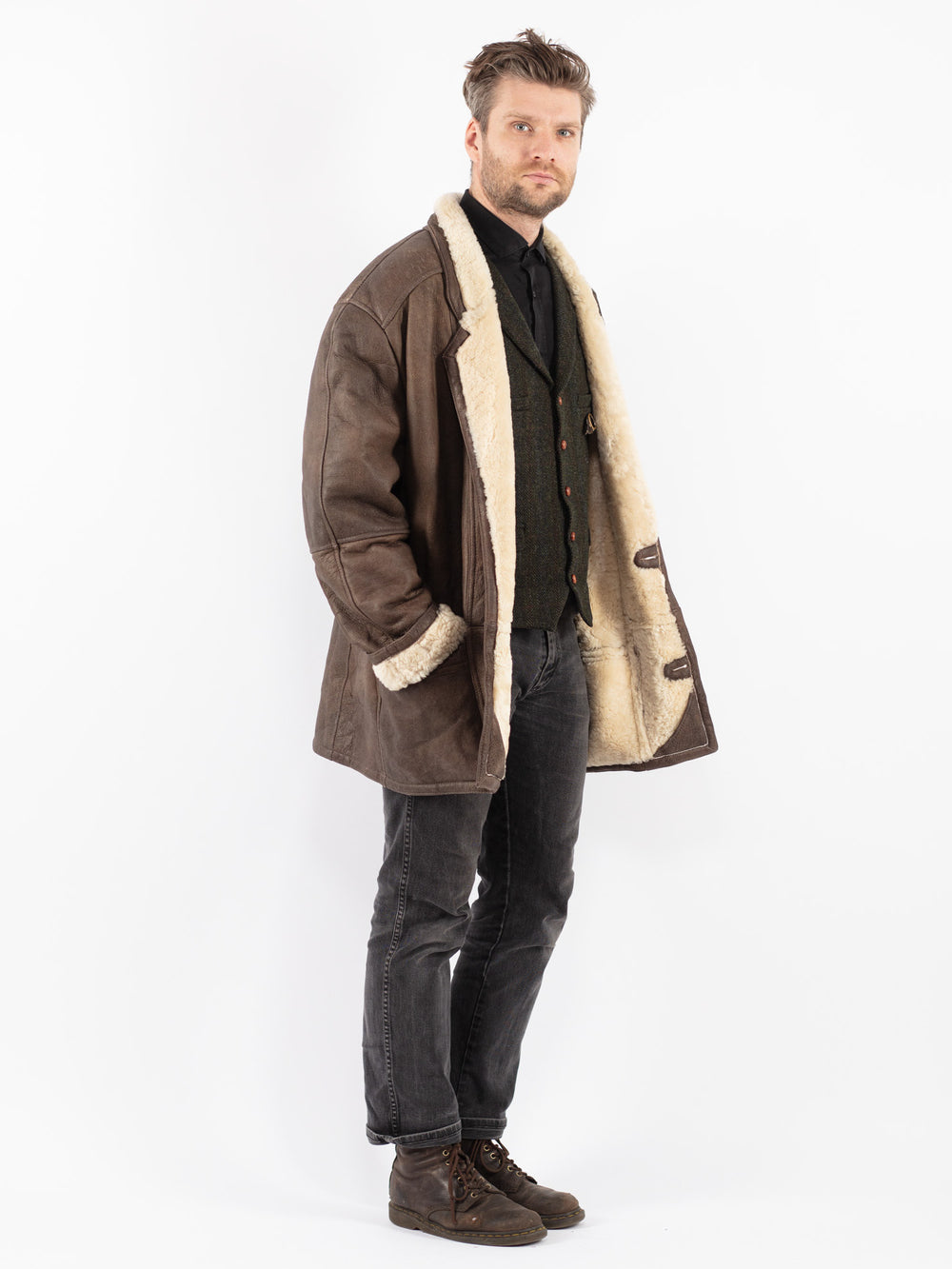 Vintage 80's Men Sheepskin Coat in Brown