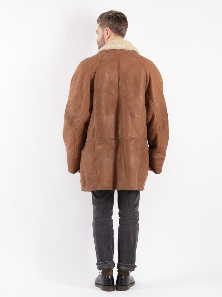 Vintage 80's Men Sheepskin Coat in Brown