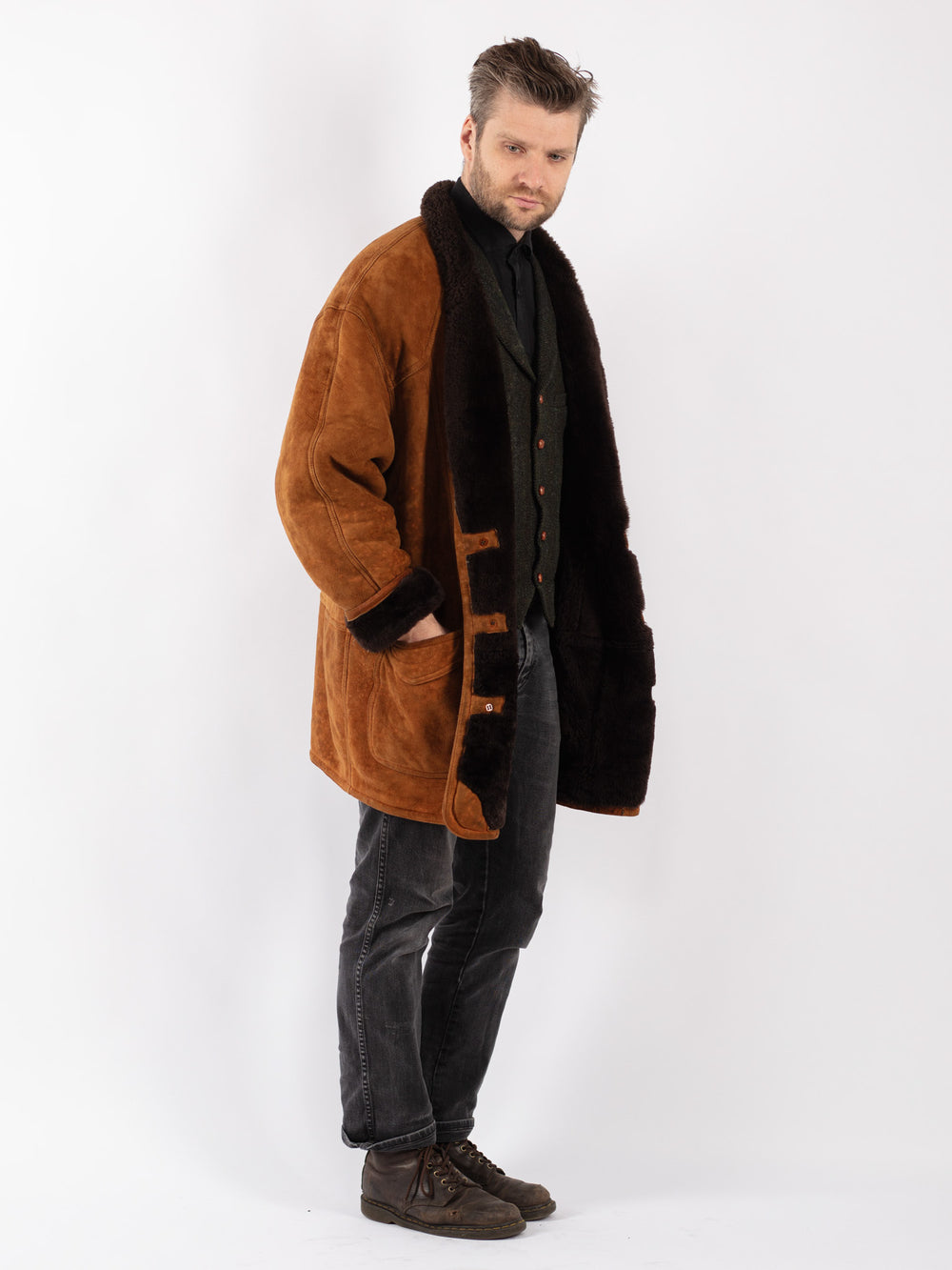 Vintage 80's Men Sheepskin Coat in Brown