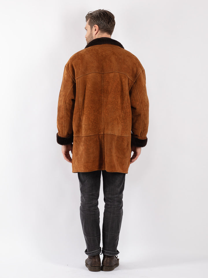 Vintage 80's Men Sheepskin Coat in Brown