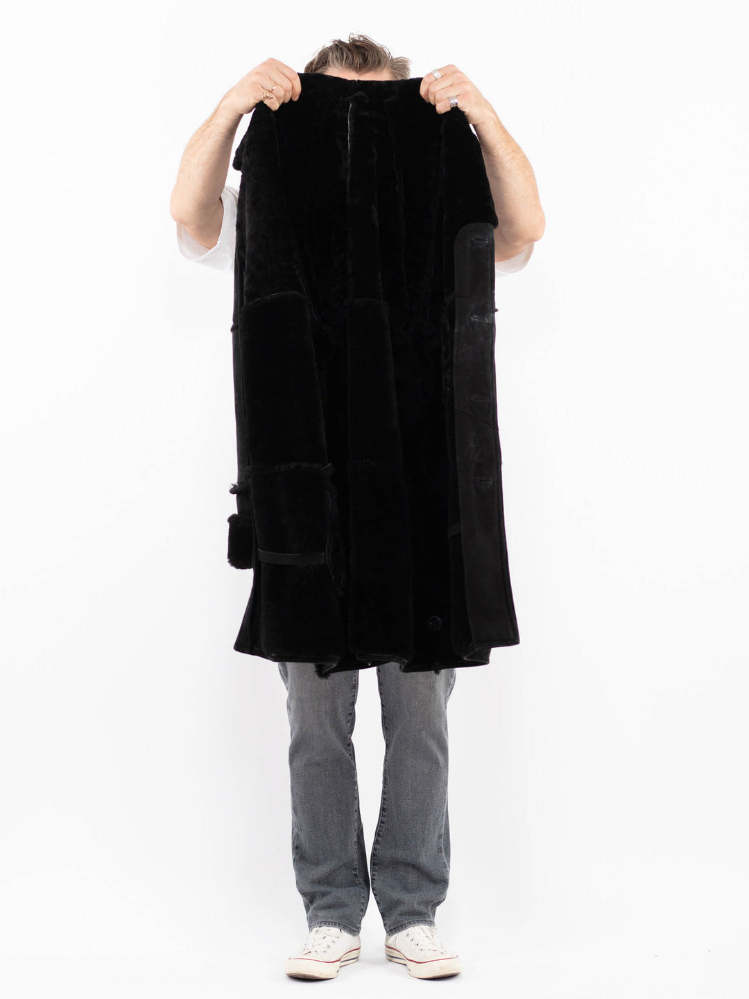 Vintage 80's Men Sheepskin Coat in BlackZ1933