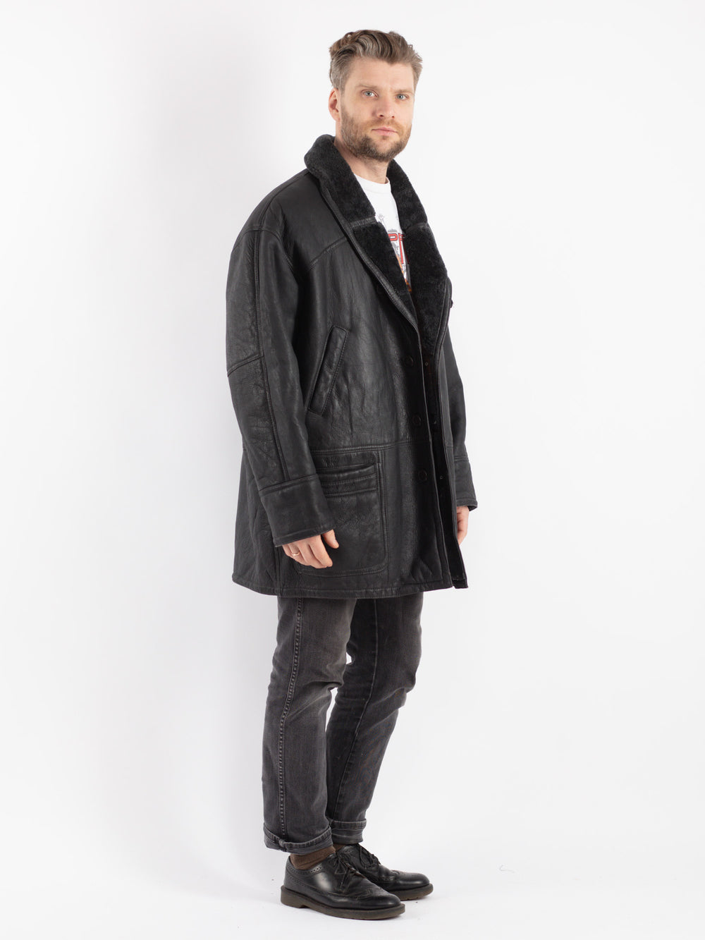 Vintage 80's Men Sheepskin Shearling Coat in Black - NorthernGrip
