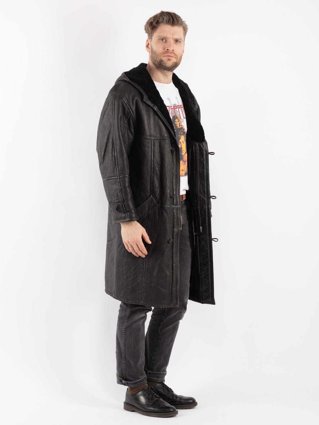 Vintage 80's Men Sheepskin Coat in Black