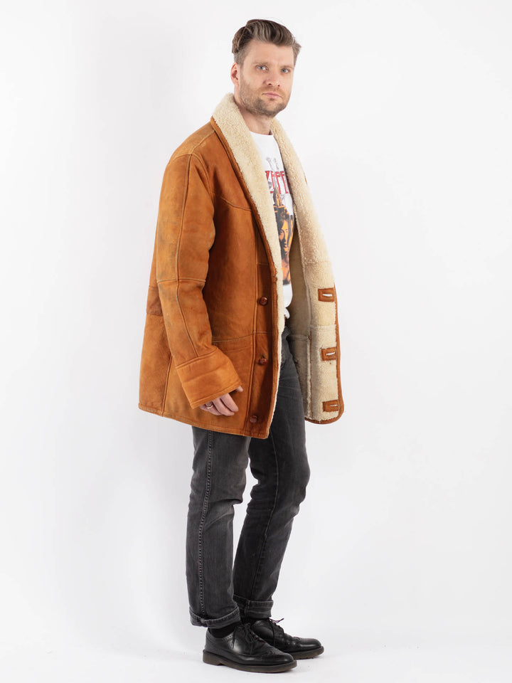 Vintage 80's Men Sheepskin Coat in Brown