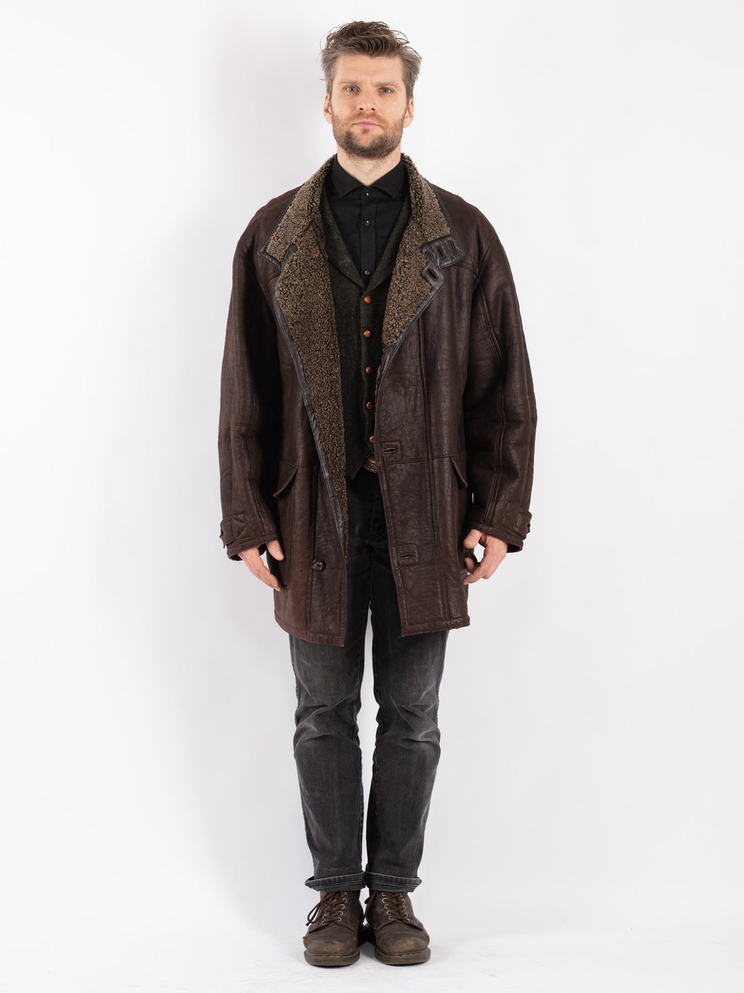 Vintage 90's Men Sheepskin Coat in Brown