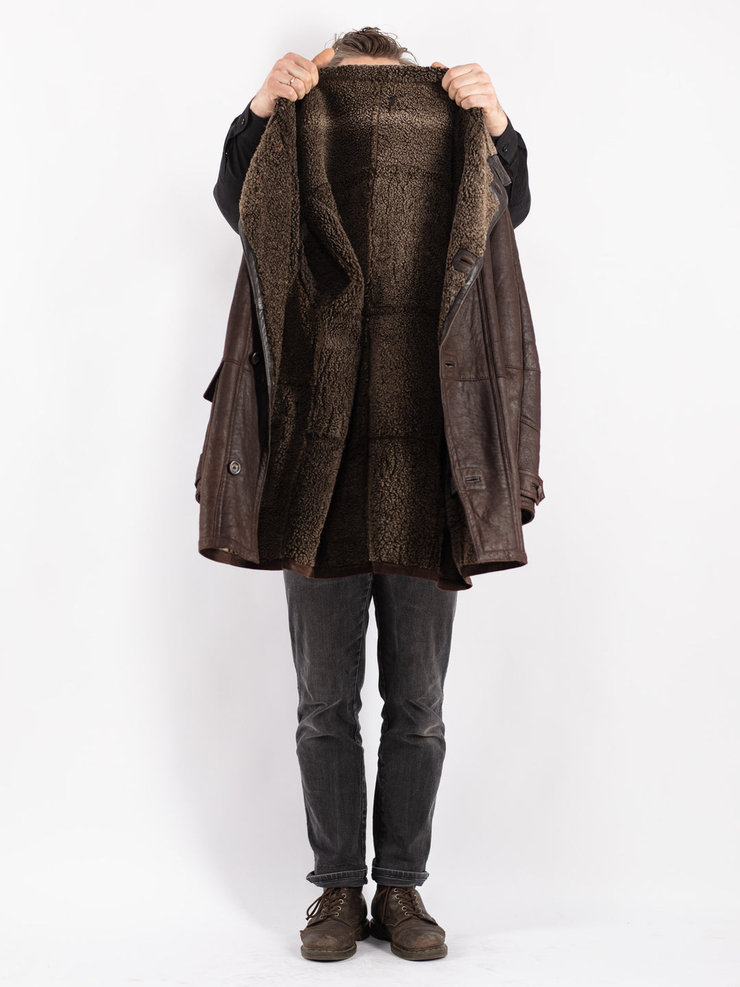 Vintage 90's Men Sheepskin Coat in Brown