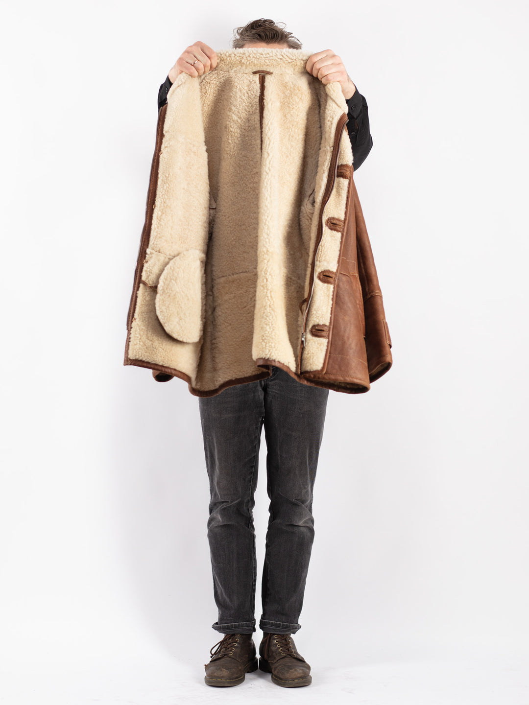 Vintage 90's Men Sheepskin Coat in Brown