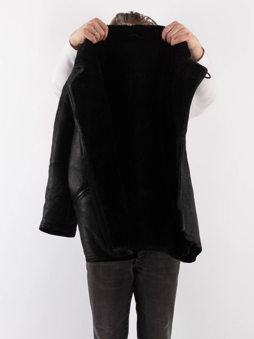 Vintage 80's Men Sheepskin Shearling Coat in BlackZ1002
