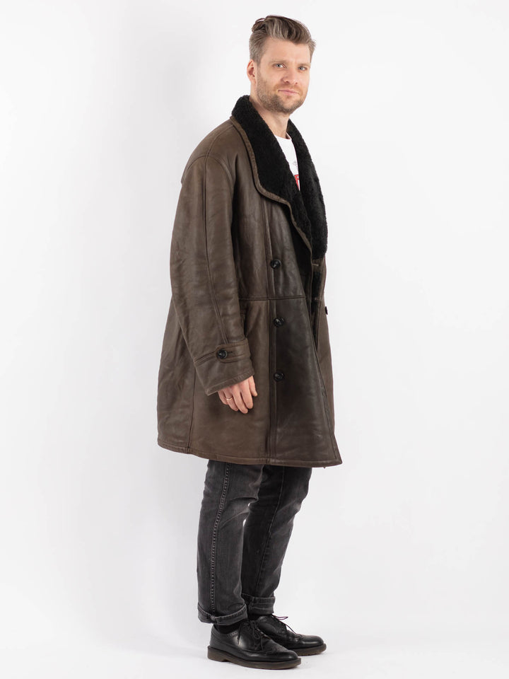 Vintage 80's Men Sheepskin Coat in BrownZ449
