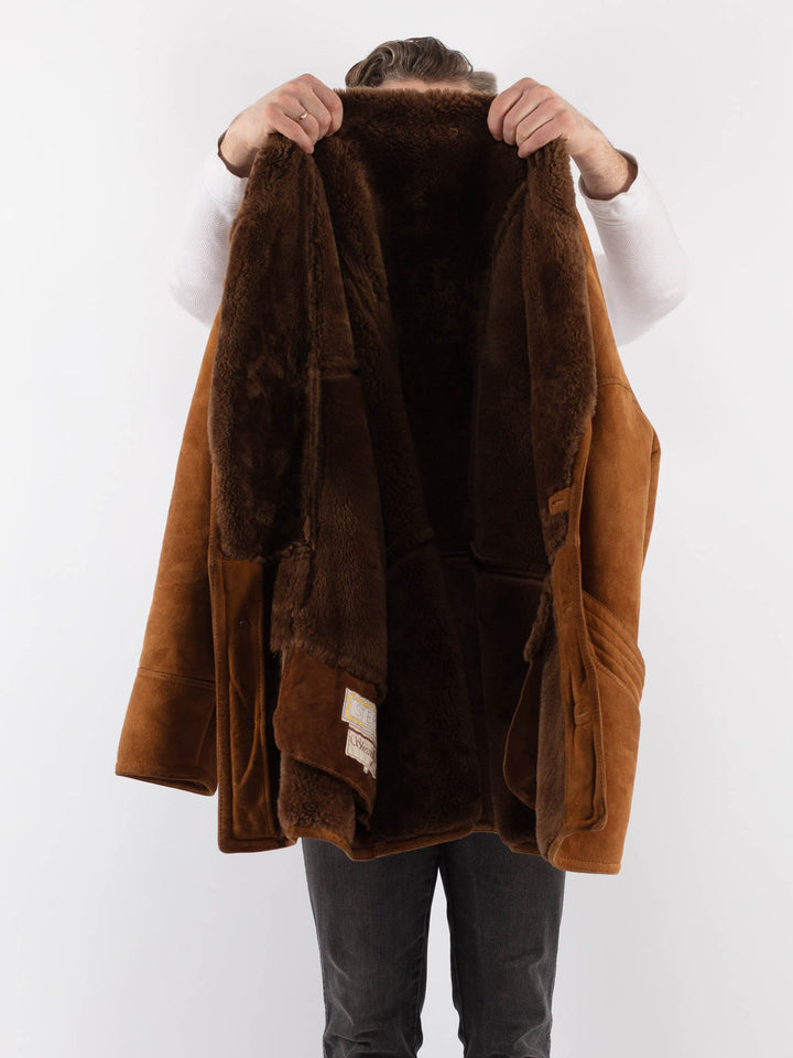 Vintage 80's Men Sheepskin Shearling Coat in BrownZ1006
