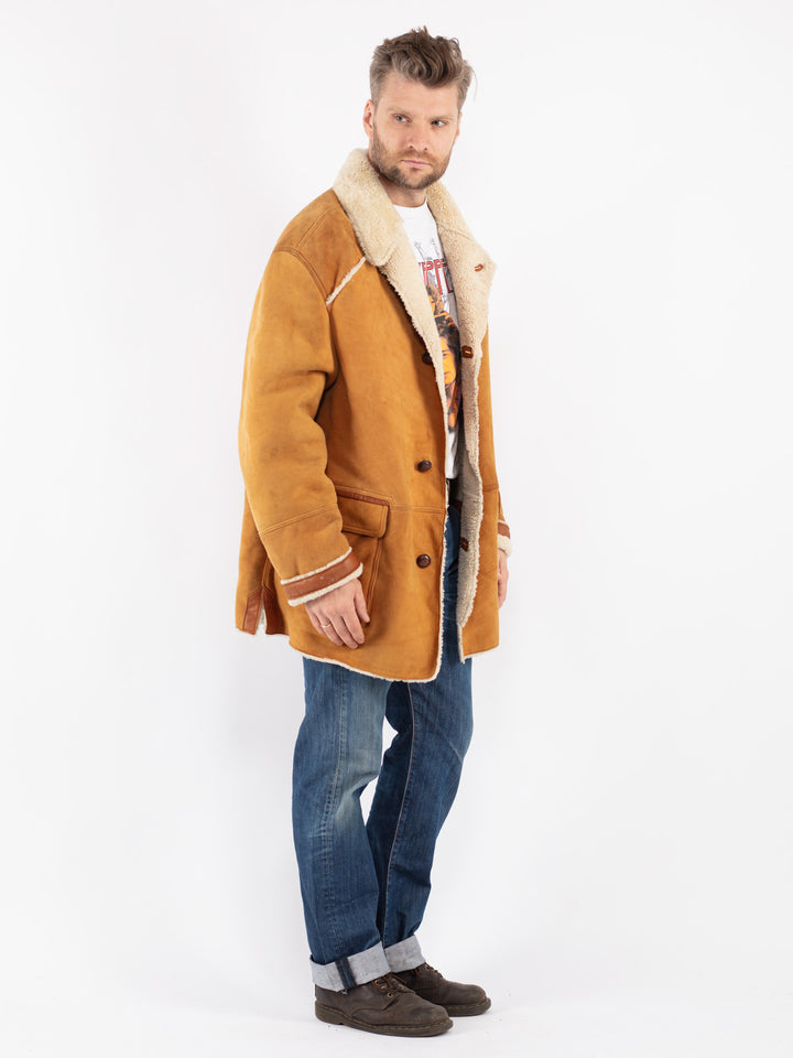Vintage Men Sheepskin Shearling Coat in Brown