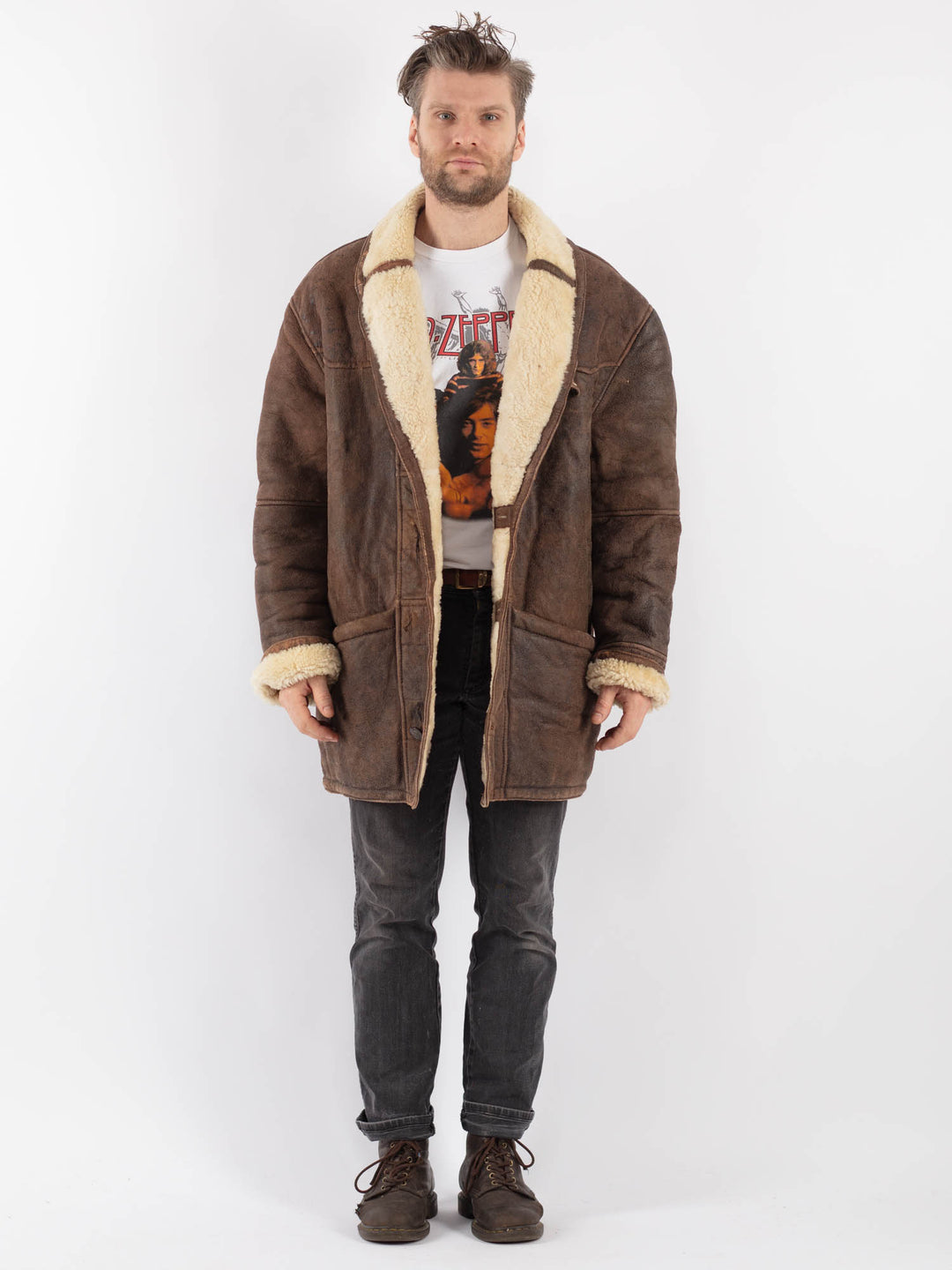 Vintage 90's Men Sheepskin Coat in BrownZ557