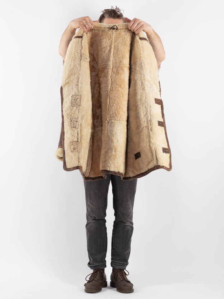 Vintage 90's Men Sheepskin Coat in BrownZ557