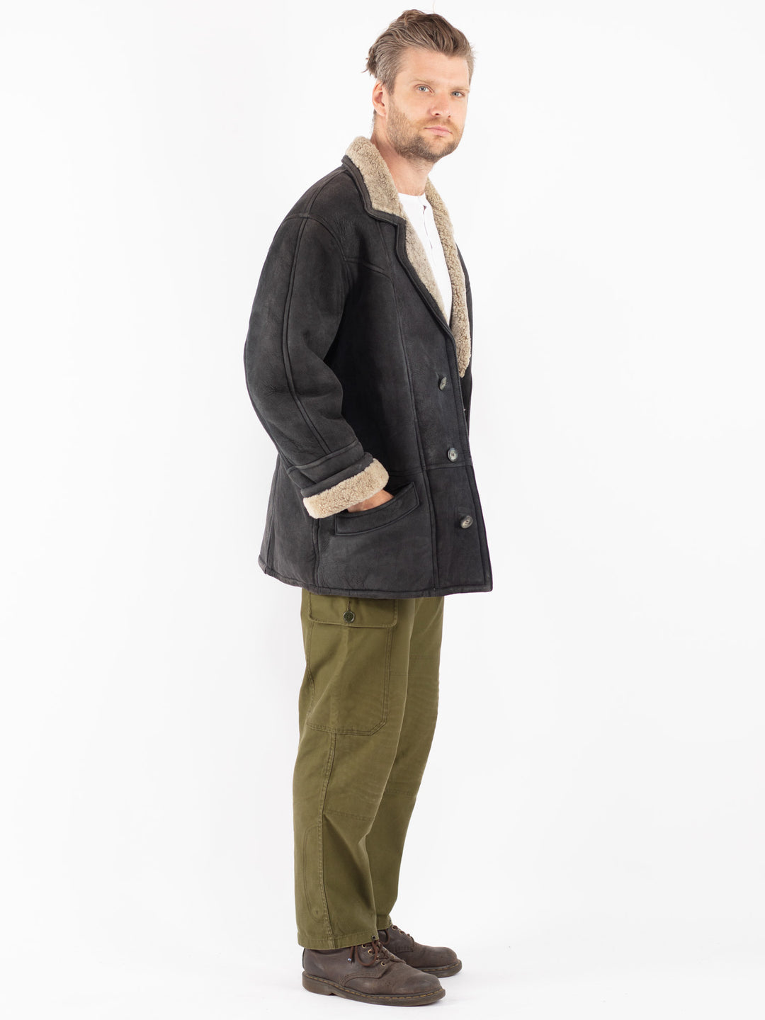 Vintage 80's Men Sheepskin Coat in Black - NorthernGrip