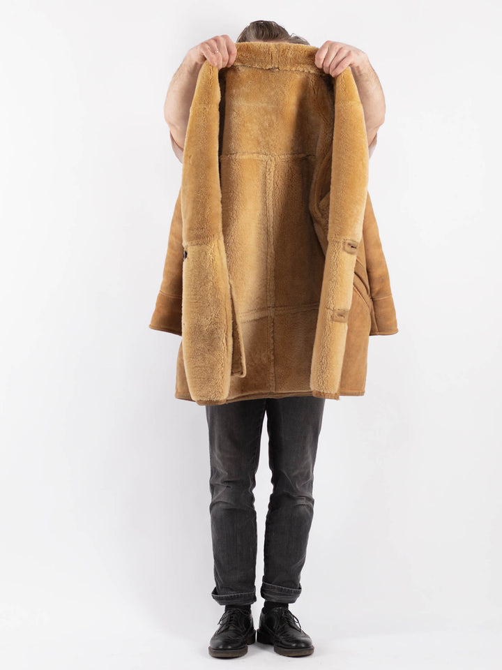 Vintage 80's Men Sheepskin Coat in BeigeZ473